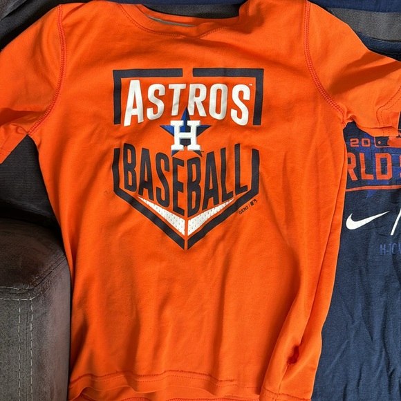 Houston Astros youth size S/M shirt bundle.  You get all 5 - Picture 4 of 6
